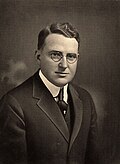 Profile Picture of Leonard Rowntreeon Wikipedia