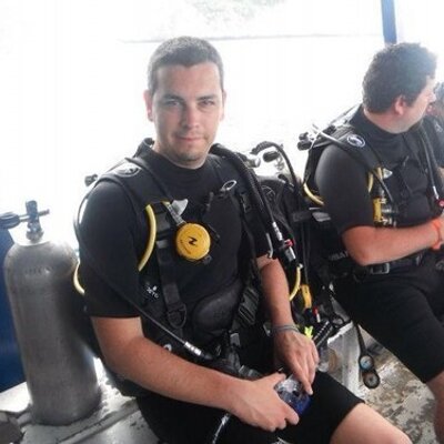 Profile Picture of Robin Collins (@RobinITFC) on Twitter