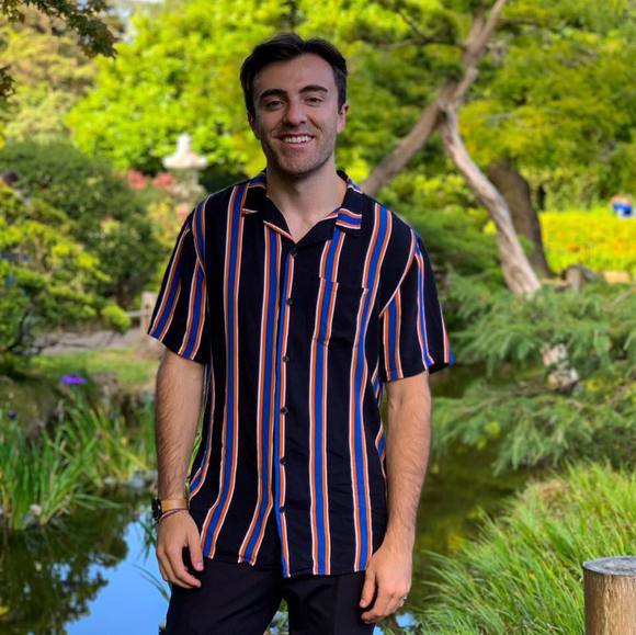 Profile Picture of Karl Kohlsaat (@kohlsaatk) on Poshmark