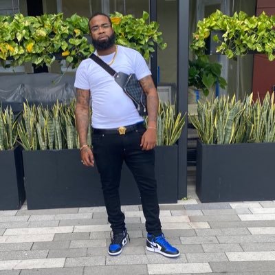 Profile Picture of SCOTT SUMMERS 😎 (@WP_DUCE) on Twitter