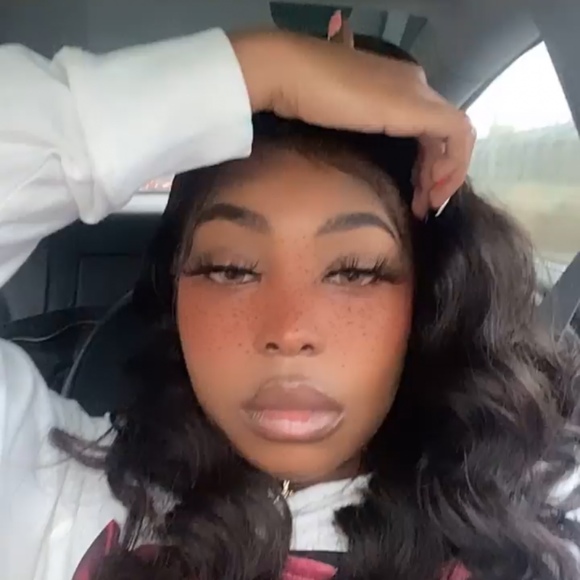 Profile Picture of Michael Douse (@michaelkaylin) on Poshmark