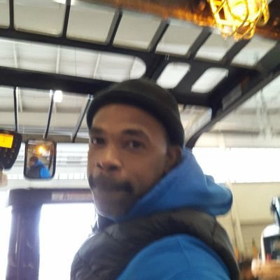 Profile Picture of Tobias Martin (@TobiasM72392654) on Twitter