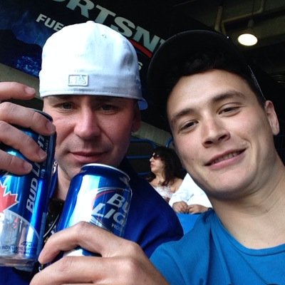 Profile Picture of Steve Scaglione (@scaggzzz19) on Twitter