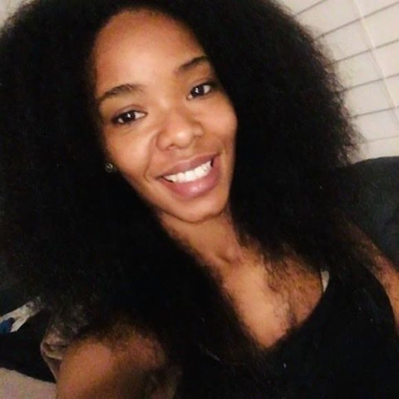 Faith Crummel - Poshmark Profile Picture of Faith Crummel (@faithcrummel) on Poshmark