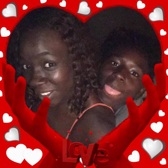 Profile Picture of Kyashae Hutchins (@hutchsan) on Poshmark