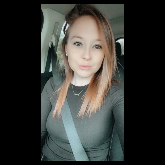 Profile Picture of Sky Marchese (@skymarchese) on Poshmark
