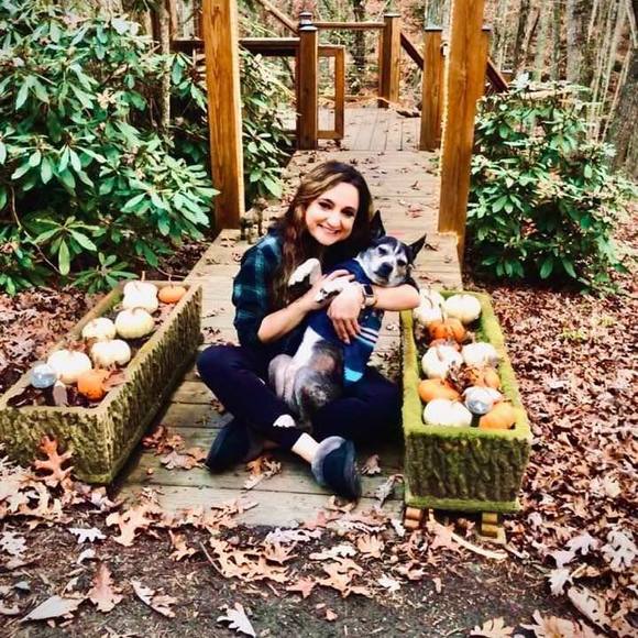 Negar Sarmadi - Poshmark Profile Picture of Negar Sarmadi (@nsarmadi) on Poshmark