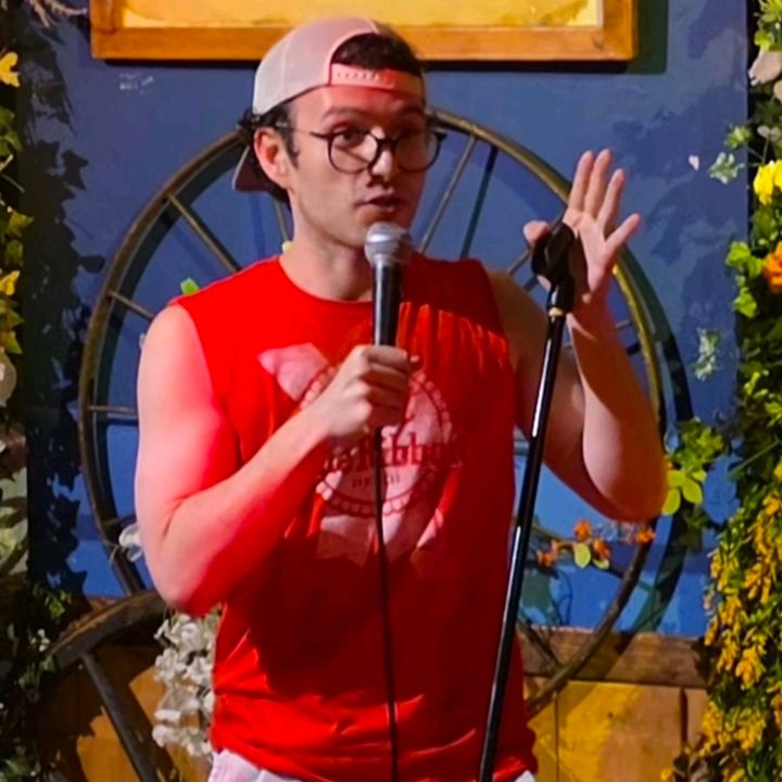 Profile Picture of Andrew Michaels (@andrewmichaelscomedy) on Tiktok