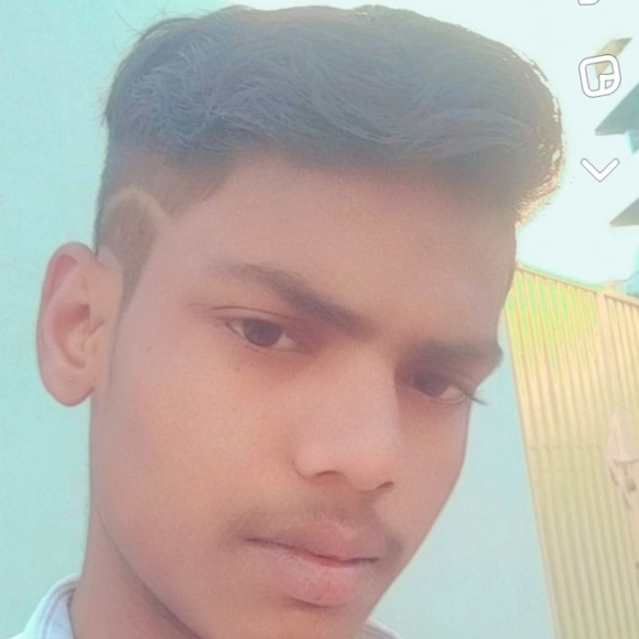 Profile Picture of Akshay Kumar (@ytyh) on Poshmark