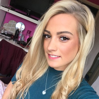 Profile Picture of Chloe Roberts (@chlooerooberts) on Twitter