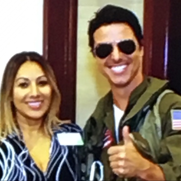 Shazi Clementz - Poshmark Profile Picture of Shazi Clementz (@seatownchic) on Poshmark