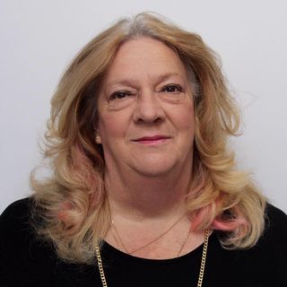 Profile Picture of Robyn Herbert (@robyn.herbert1) on Facebook
