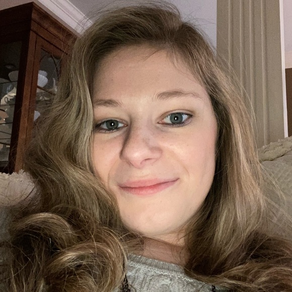 Profile Picture of Kimberly Cockerham (@shorty22339) on Poshmark