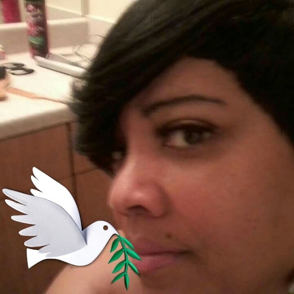 Profile Picture of Sharon Branch (@sharon_branch) on Poshmark