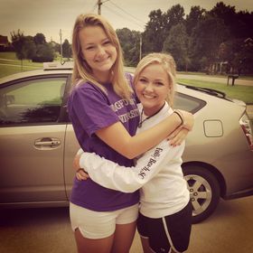 Profile Picture of Danielle Marek (@daniellemarek) on Pinterest