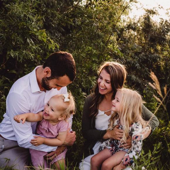 Profile Picture of Kenzie Grinsteinner (@kenziejovon) on Poshmark