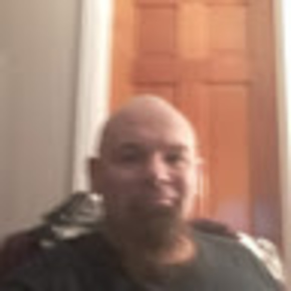 Profile Picture of Steven Muscatello (@s_muscatello) on Poshmark