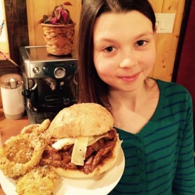Profile Picture of Alice Roy (@aliceroy2004) on Twitter