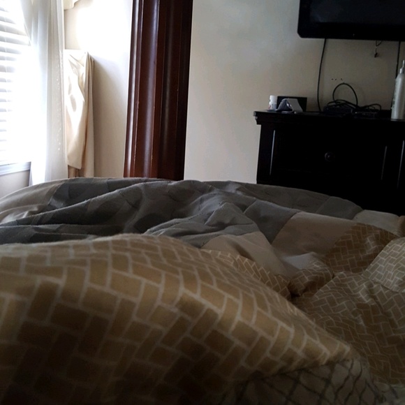 Profile Picture of Kuu Howatd (@kuu254) on Poshmark