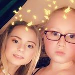 Profile Picture of Amy Pernet And Hollie Eaton (@xamyx_xholliex_) on Instagram