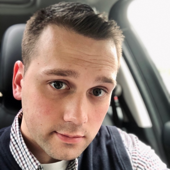Profile Picture of Nick Richard (@nrichard680) on Poshmark