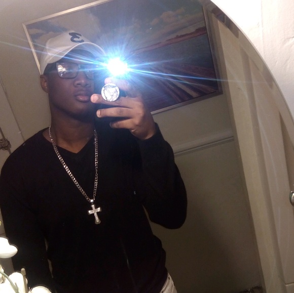 Profile Picture of Albert Michel (@amichel267) on Poshmark