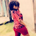 Profile Picture of Caroline Monthe (@lakmercaroline) on Instagram