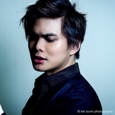 Profile Picture of Shin Lim (@ShinLimMagic) on Twitter