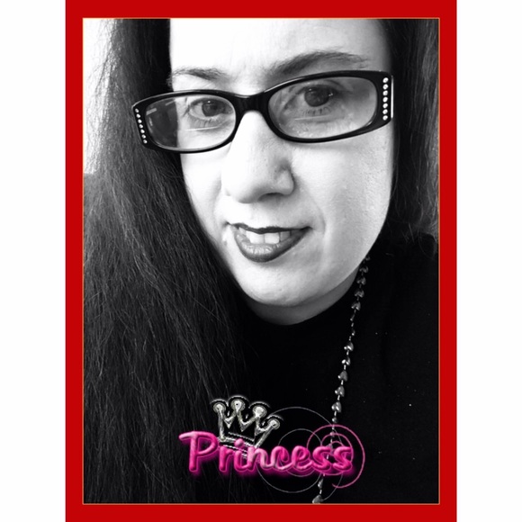 Profile Picture of Faith Chittenden (@fchittenden) on Poshmark