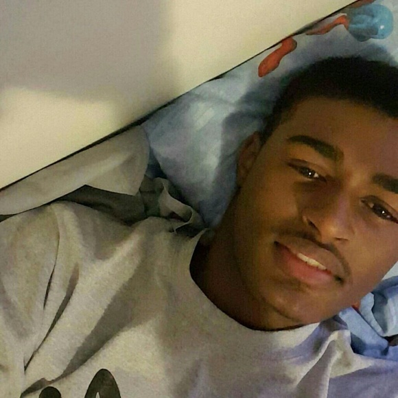 Profile Picture of Brandon Rabb (@brandon37) on Poshmark