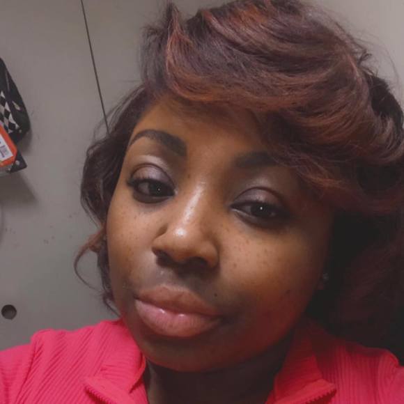 Profile Picture of Malandra Butler (@malandra) on Poshmark