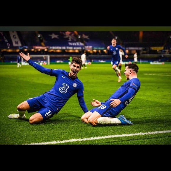 Profile Picture of Bonfils Rutagengwa (@bonfilsr) on Poshmark