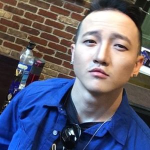 Profile Picture of Chris Moua (@crysndance) on Myspace