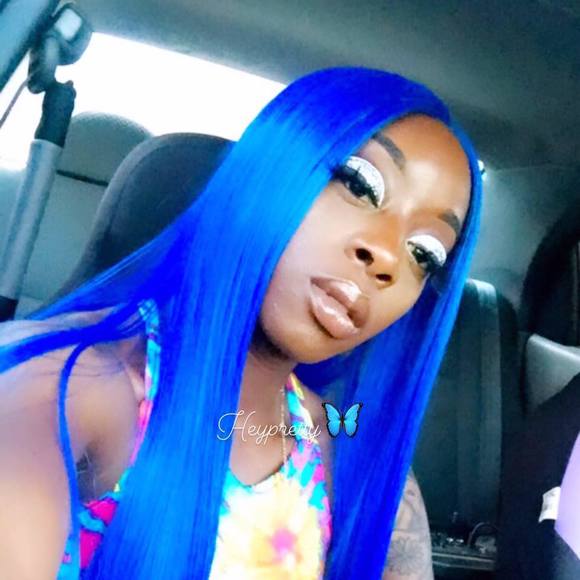 Celeste Meyers - Poshmark Profile Picture of Celeste Meyers (@celestenm) on Poshmark