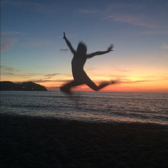 Dawn Tavis - Poshmark Profile Picture of Dawn Tavis (@dawnshine89) on Poshmark