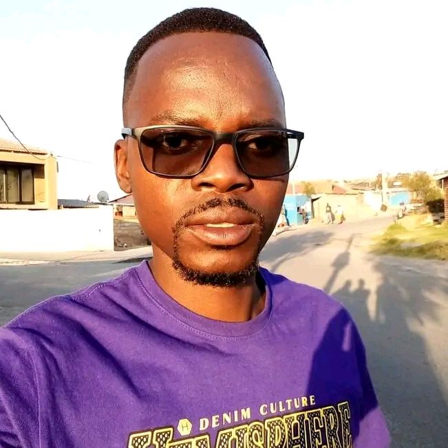 Profile Picture of Howard (@user6021511208986) on Tiktok