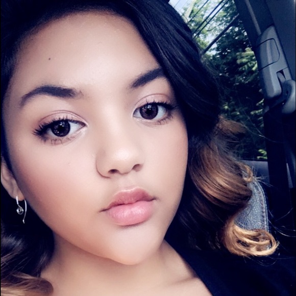 Profile Picture of Kailyn Placko (@kailynplacoxo) on Poshmark