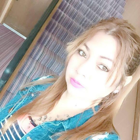 Profile Picture of Karlita Karlita (@karlita_karlita) on Poshmark