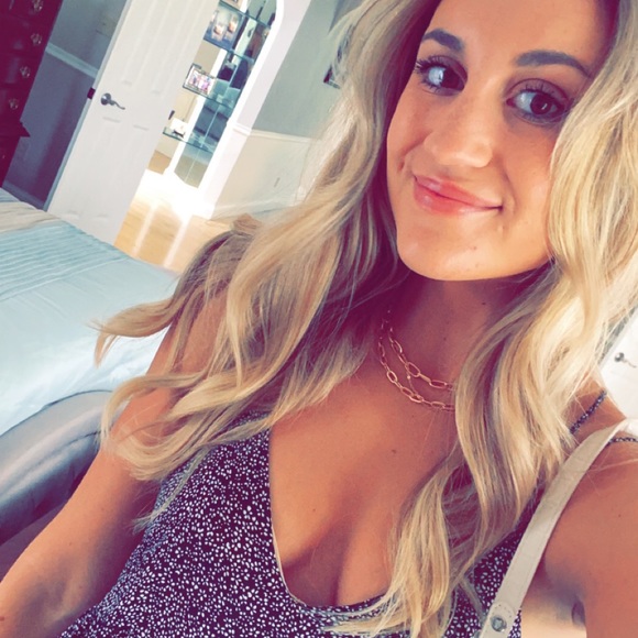 Profile Picture of Emily Kappelmann (@emilykapp1) on Poshmark