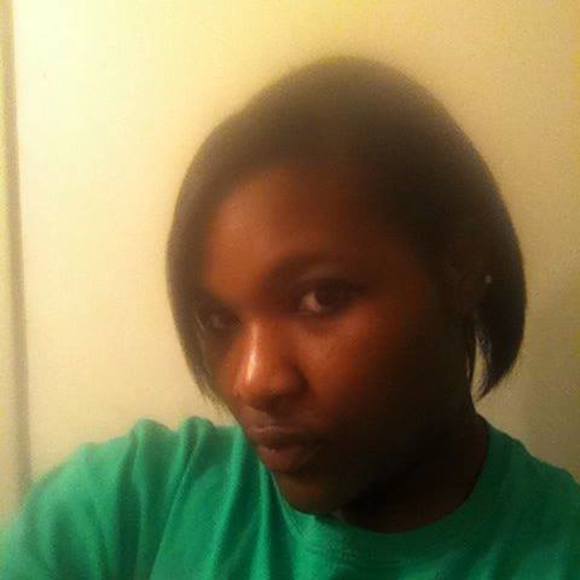 Profile Picture of Danielle Ridley (@djr11) on Poshmark