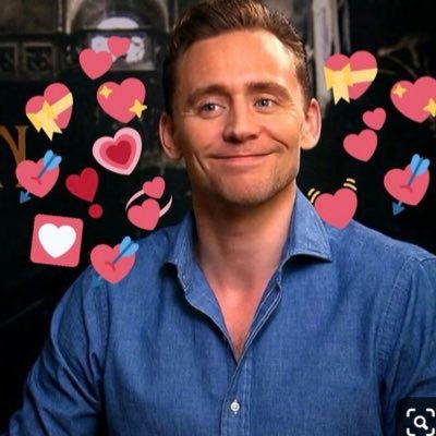 Profile Picture of Tom’s Blue Suit 🙃💙 (@tomhiddletoner) on Twitter