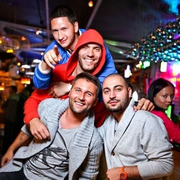 Profile Picture of Aleksandr Aleksandr (@aleksandr17) on Poshmark
