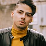 Profile Picture of R a p h a e l   M o u r a  🌎 (@mourarapha) on Instagram