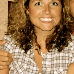 Profile Picture of Megan Ryan (@ARealMegRyan) on Twitter