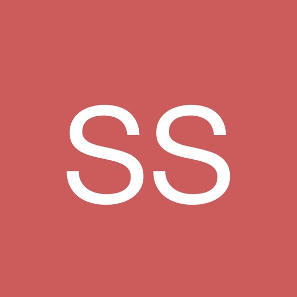 Profile Picture of Smita Singh (@smitasingh821) on Poshmark