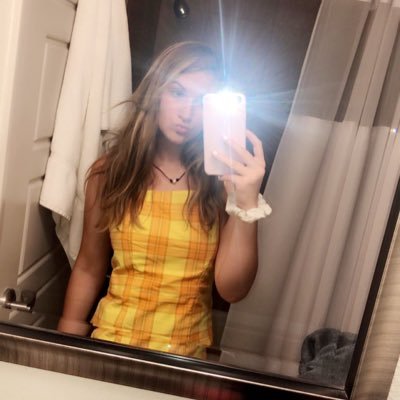 Profile Picture of Amber Decker (@AmberDe01716492) on Twitter