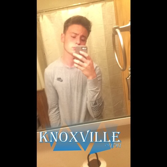 Profile Picture of John Ogle (@john1004) on Poshmark