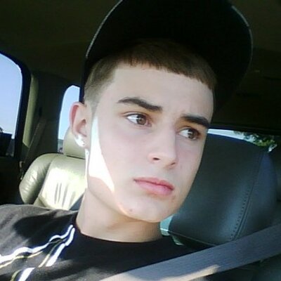 Profile Picture of Chris Brinegar Jr (@datwhiteboiijr) on Twitter