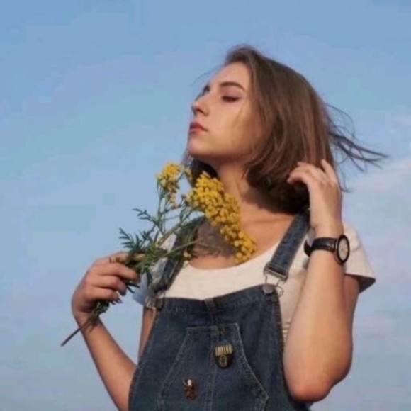 Profile Picture of Patrick Cooper (@jonsonbik3nk) on Poshmark