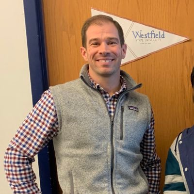 Profile Picture of Patrick Swett (@SwettPatrickAP) on Twitter